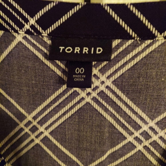 Torrid Button Handkerchief Hem Dress - Picture 3 of 3